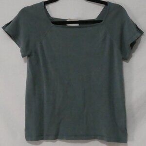 LINDA LUNDSTROM Sage Green Square Neck Short Sleeve Top - P2P 16.5"
